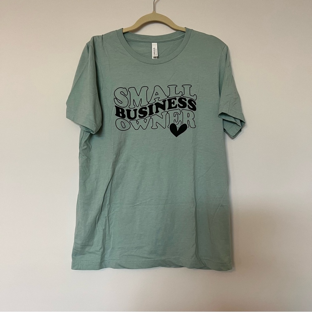 Women’s Large Bella Canvas printed t-shirt “small business owner”